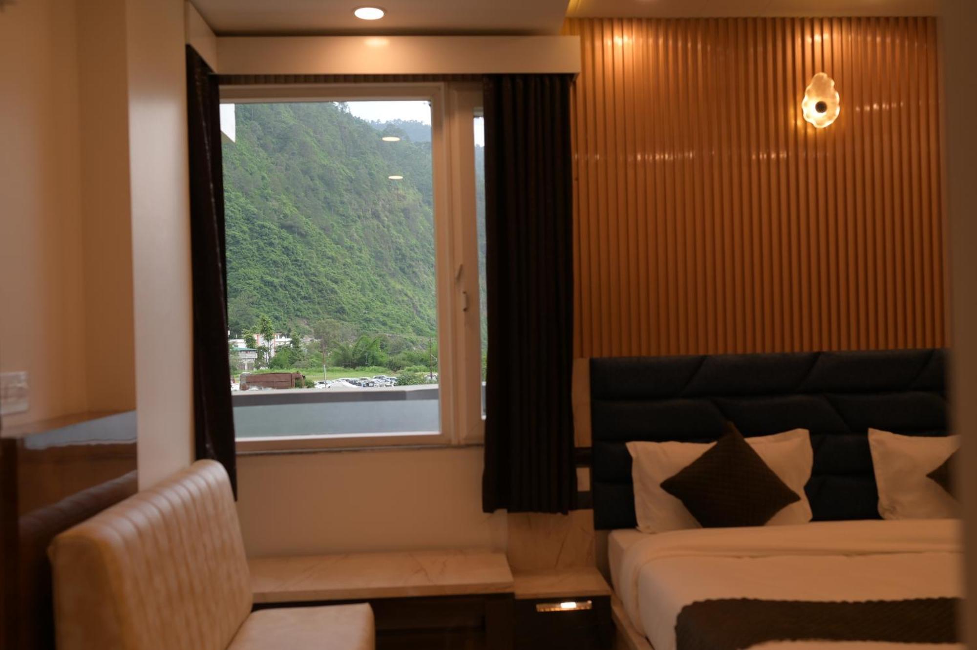 Hotel Udit Inn Rudraprayāg Exterior foto